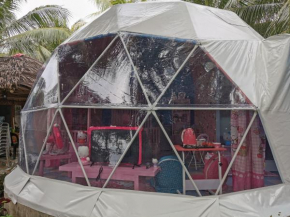 Dauin beach dome and dive resort Bamboo